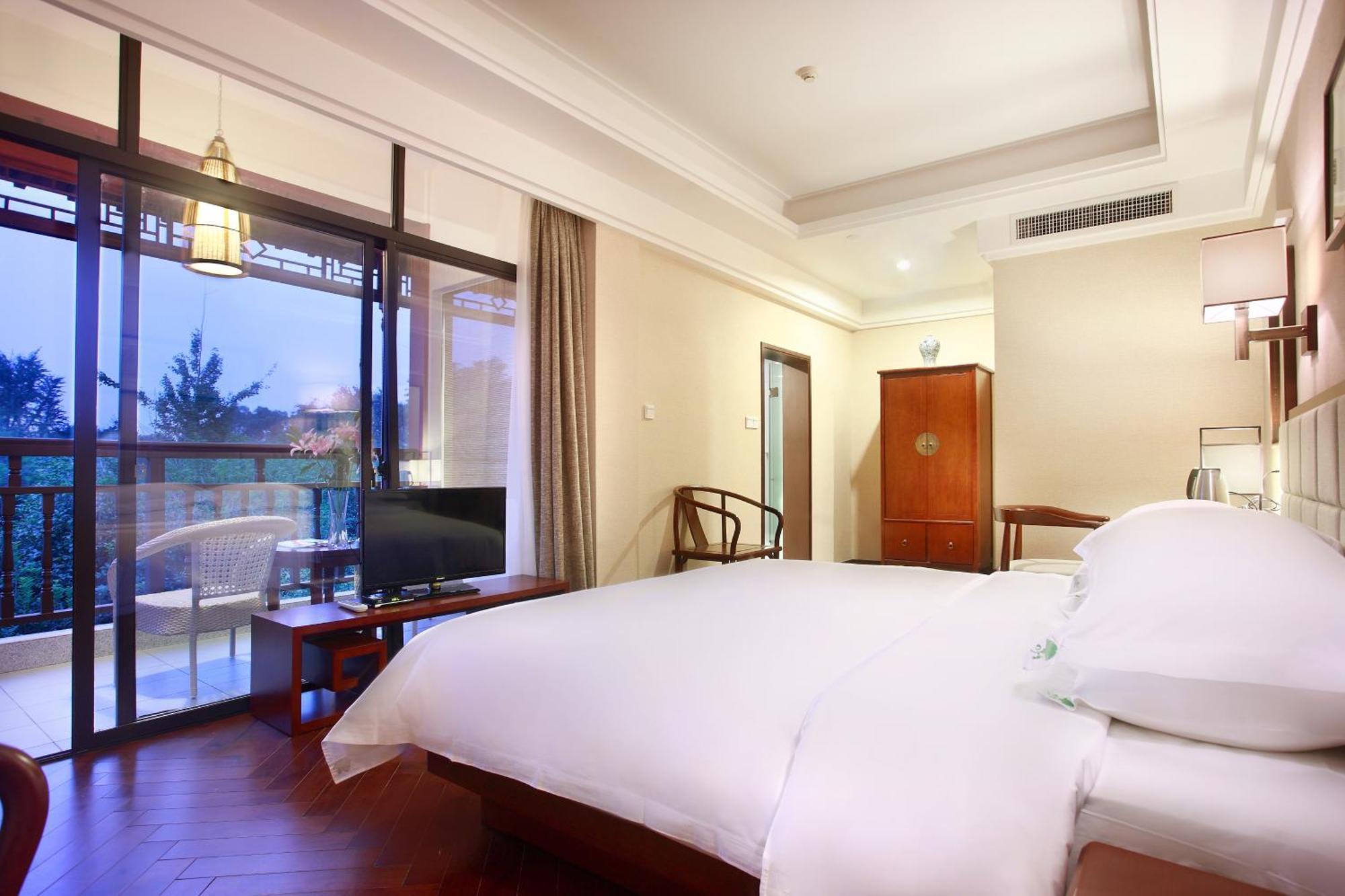 Guilin Zizhou Panorama Resort Room photo